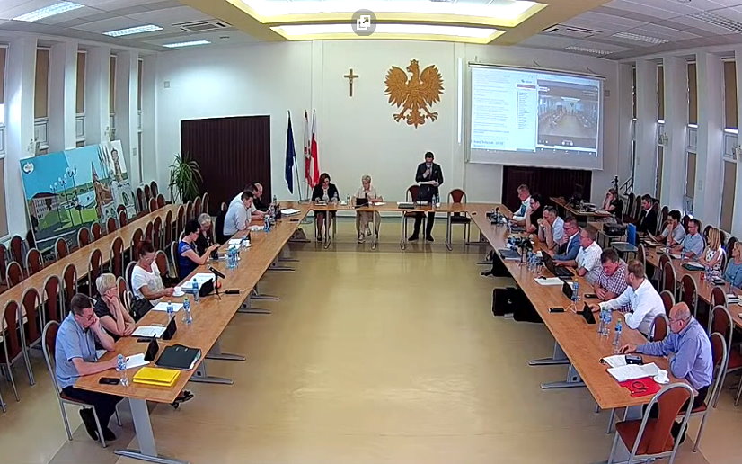 Pod poniższym linkiem znajduje się nagranie wideo z XLI sesji Rady Miejskiej w Olecku, która odbyła się 18 czerwca 2021 r.